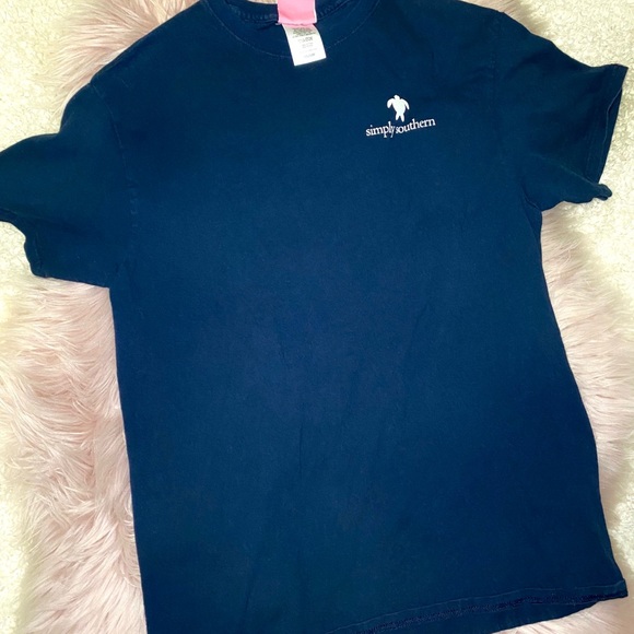 Women’s medium simply southern tee - Picture 2 of 2